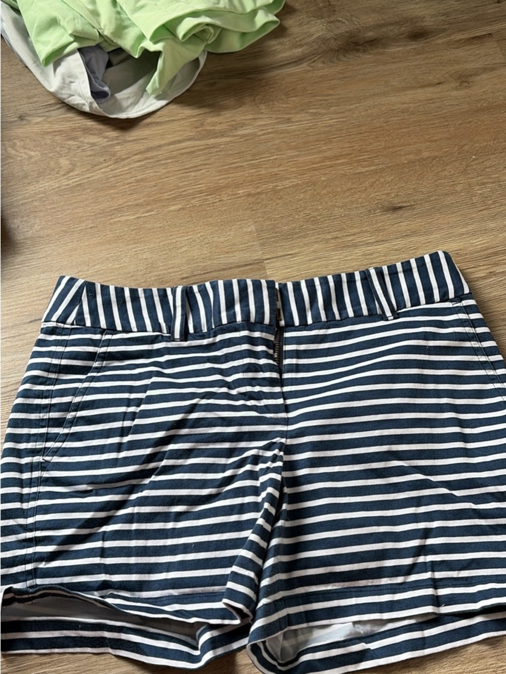 Vineyard Vines Navy and White Striped Shorts